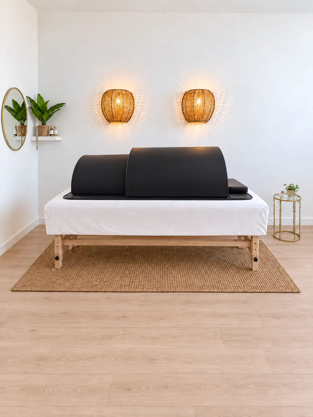 Haruki Dôme noir vu de face dans une cabine head spa, avec ses deux modules et son appui-tête